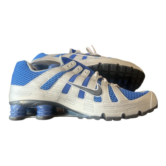 NIKE SHOX sneakers size15 Retro Silver & Blue Like new